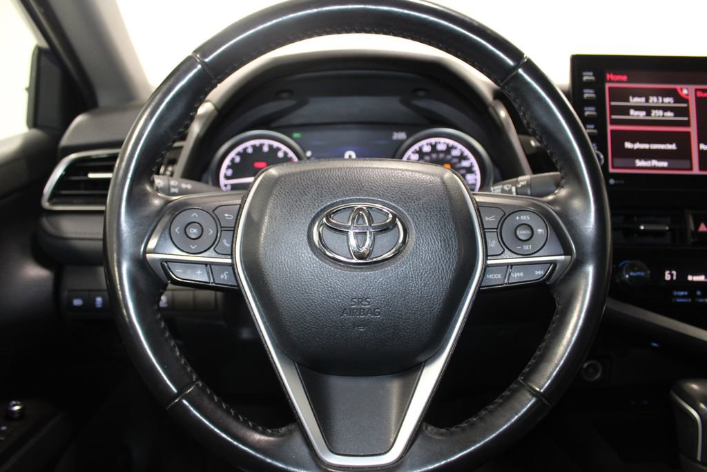Used 2024 Toyota Camry XLE image 17