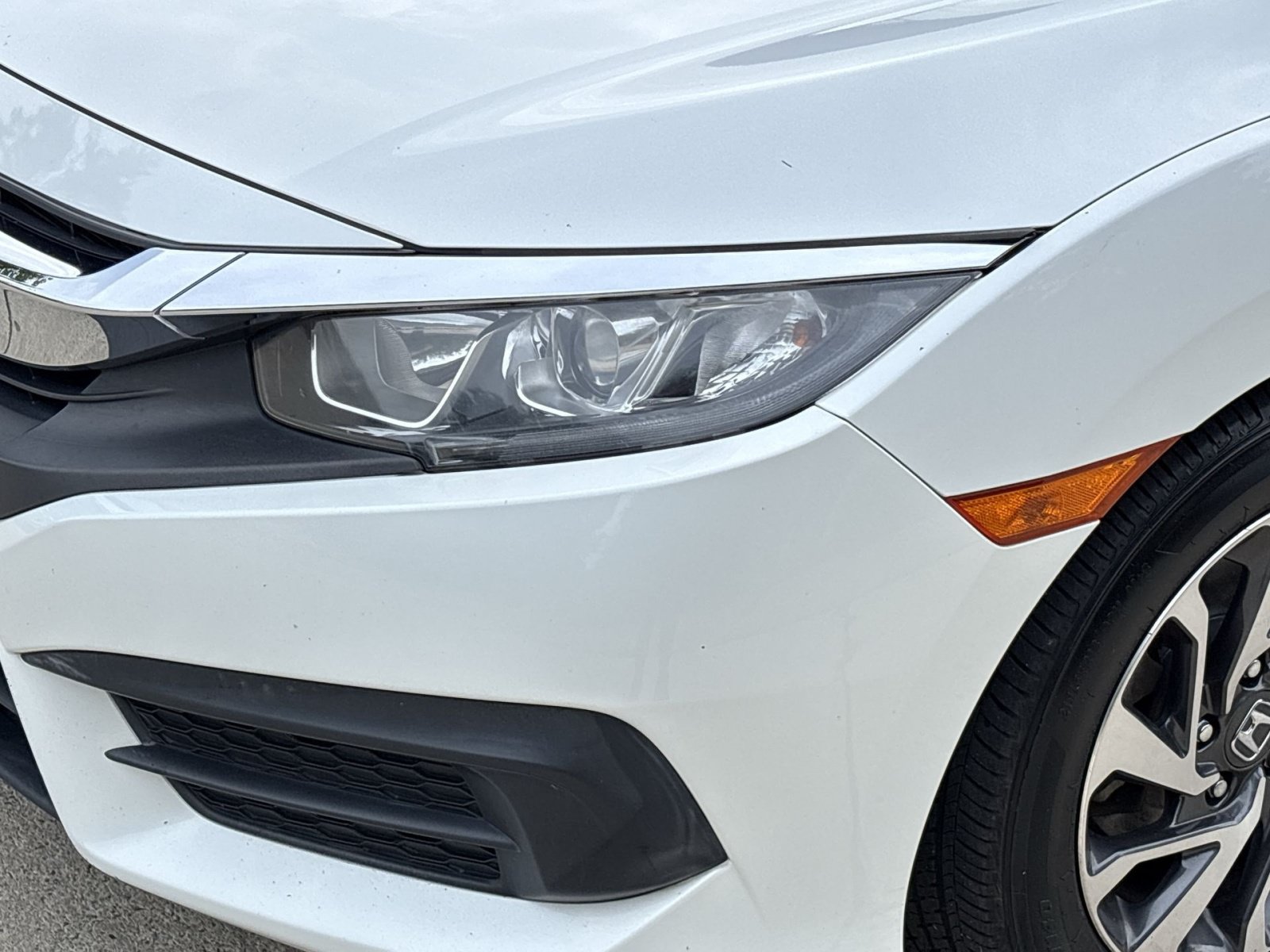 Used 2017 Honda Civic EX image 11