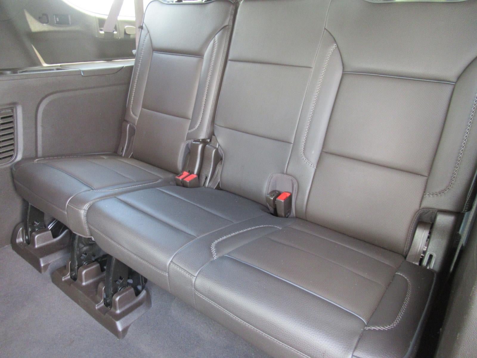 Used 2022 GMC Yukon XL Denali w/ Advanced Technology Package AWD/4WD image 38