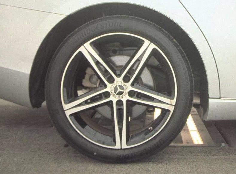 Used 2022 Mercedes-Benz A 220 image 4