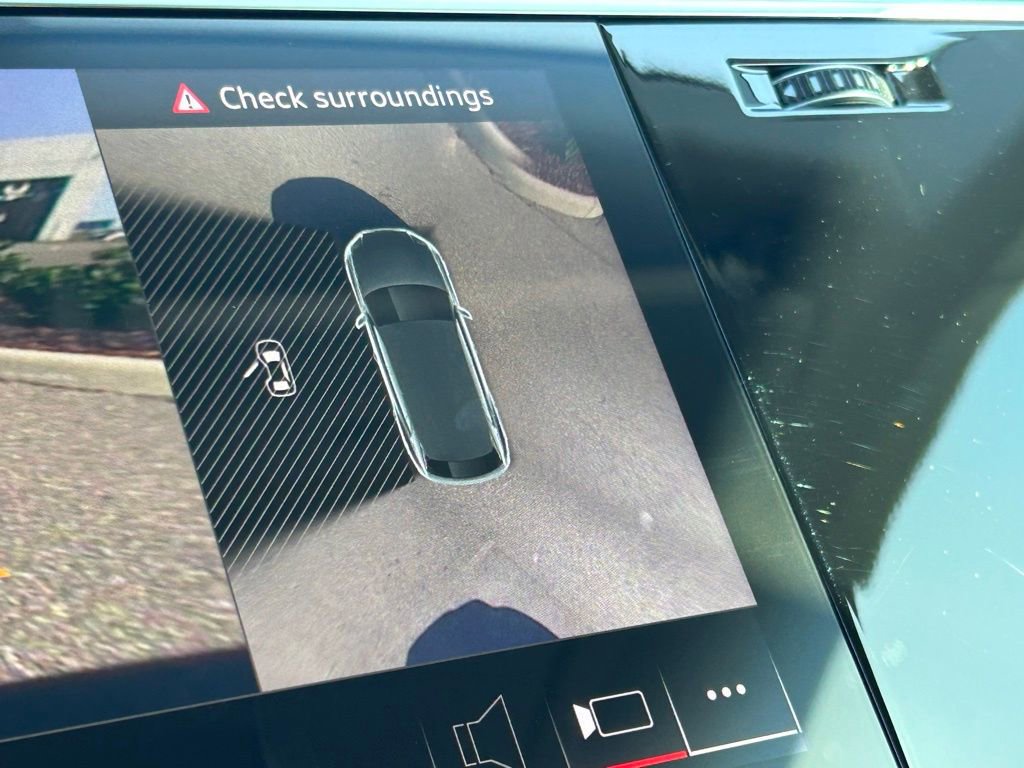 Used 2023 Audi Q8 Premium w/ Convenience Package image 27