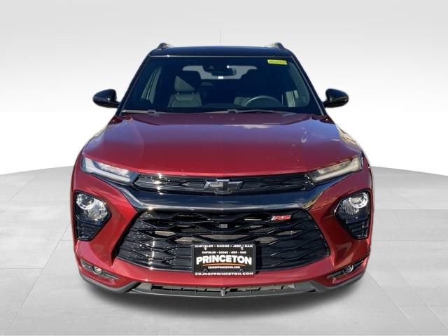 Used 2022 Chevrolet TrailBlazer RS w/ Sun and Liftgate Package image 2