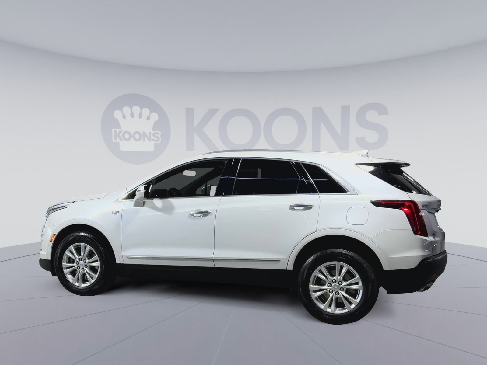 Used 2023 Cadillac XT5 Luxury w/ LPO, Floor Liner Package image 8
