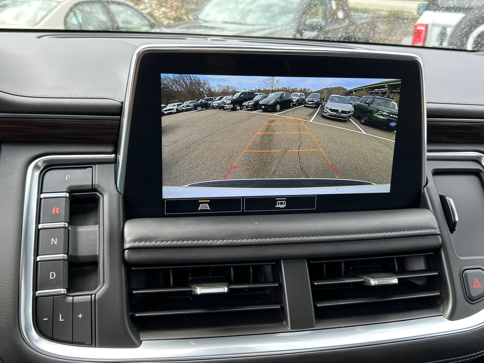 Used 2021 Chevrolet Tahoe LT AWD/4WD image 17