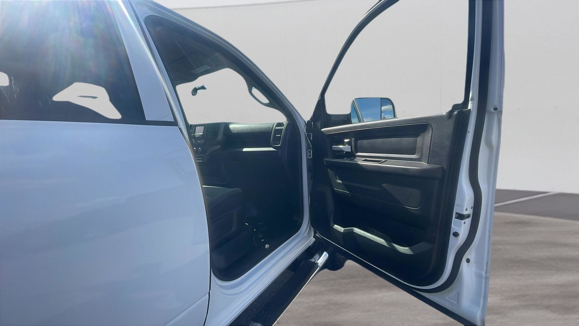 Used 2019 RAM 2500 Tradesman image 17