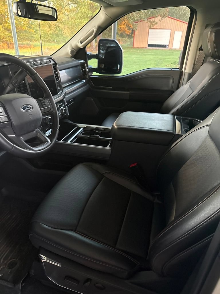 Used 2024 Ford F250 Lariat w/ Lariat Ultimate Package AWD/4WD image 18