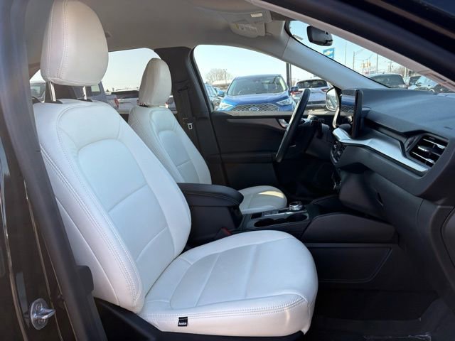 Used 2023 Ford Escape Active w/ Tech Pack #2 image 9