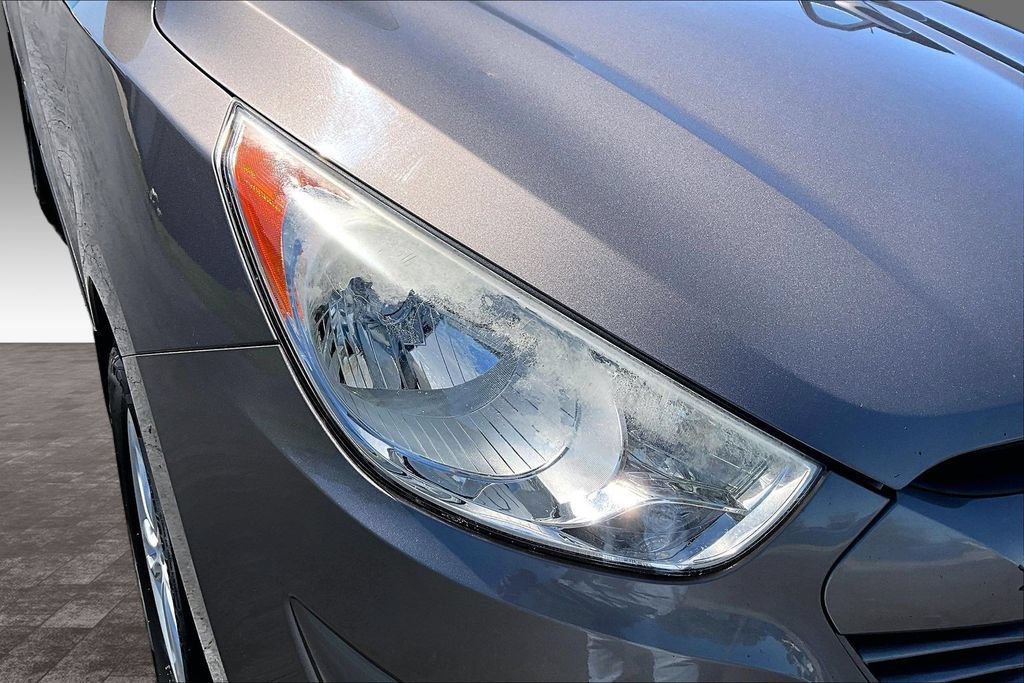 Used 2011 Hyundai Tucson GLS w/ Navigation Pkg 2 FWD image 30