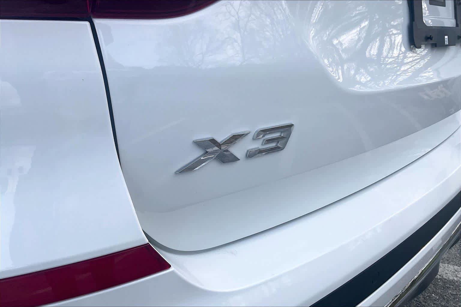 Used 2019 BMW X3 xDrive30i w/ Premium Package image 9