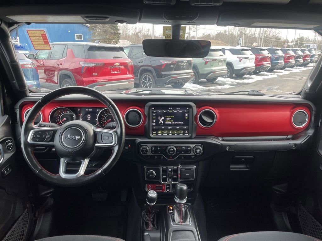 Used 2022 Jeep Gladiator Rubicon w/ Cold Weather Group image 10