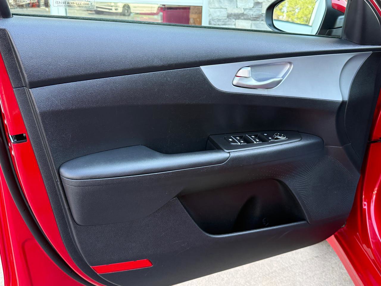 Used 2024 Kia Forte LXS FWD image 8