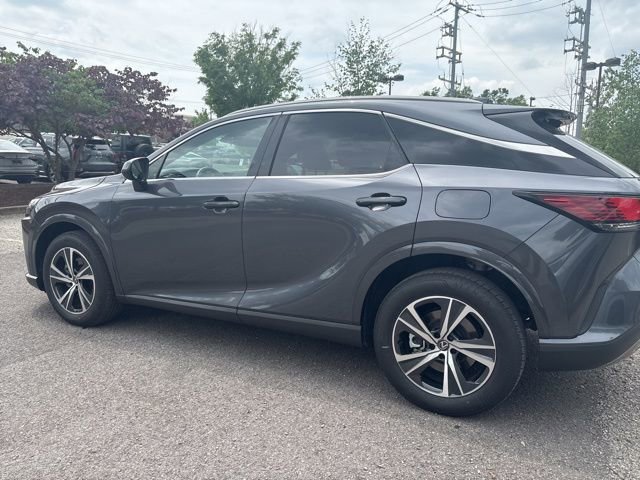 Used 2025 Lexus RX 350 Premium w/ Accessory Package (Z1) FWD image 3