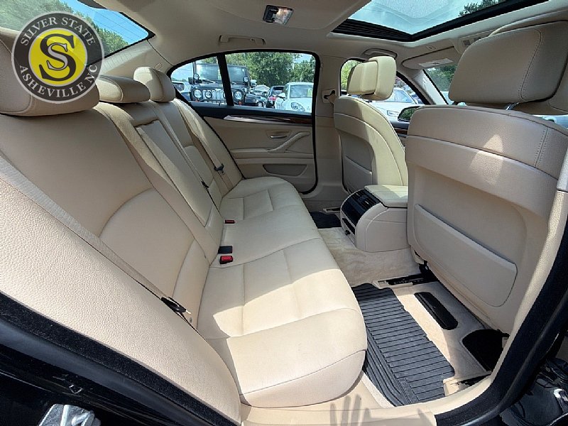 Used 2011 BMW 535i Sedan RWD image 17