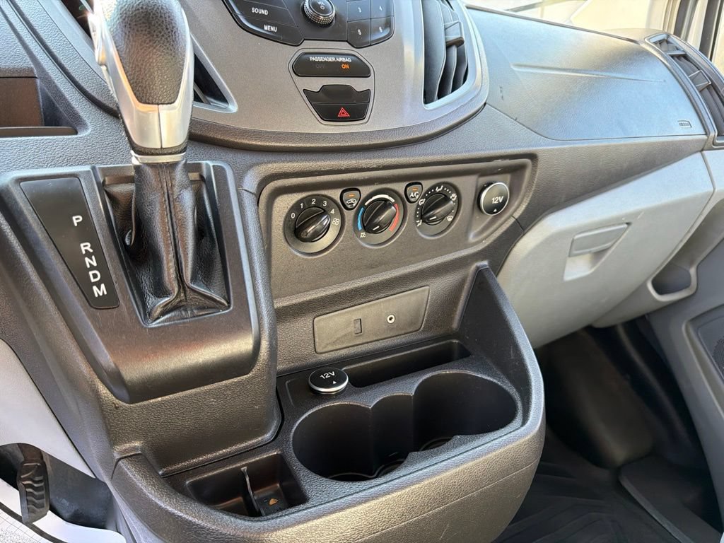 Used 2016 Ford Transit 250 130 Medium Roof RWD image 21