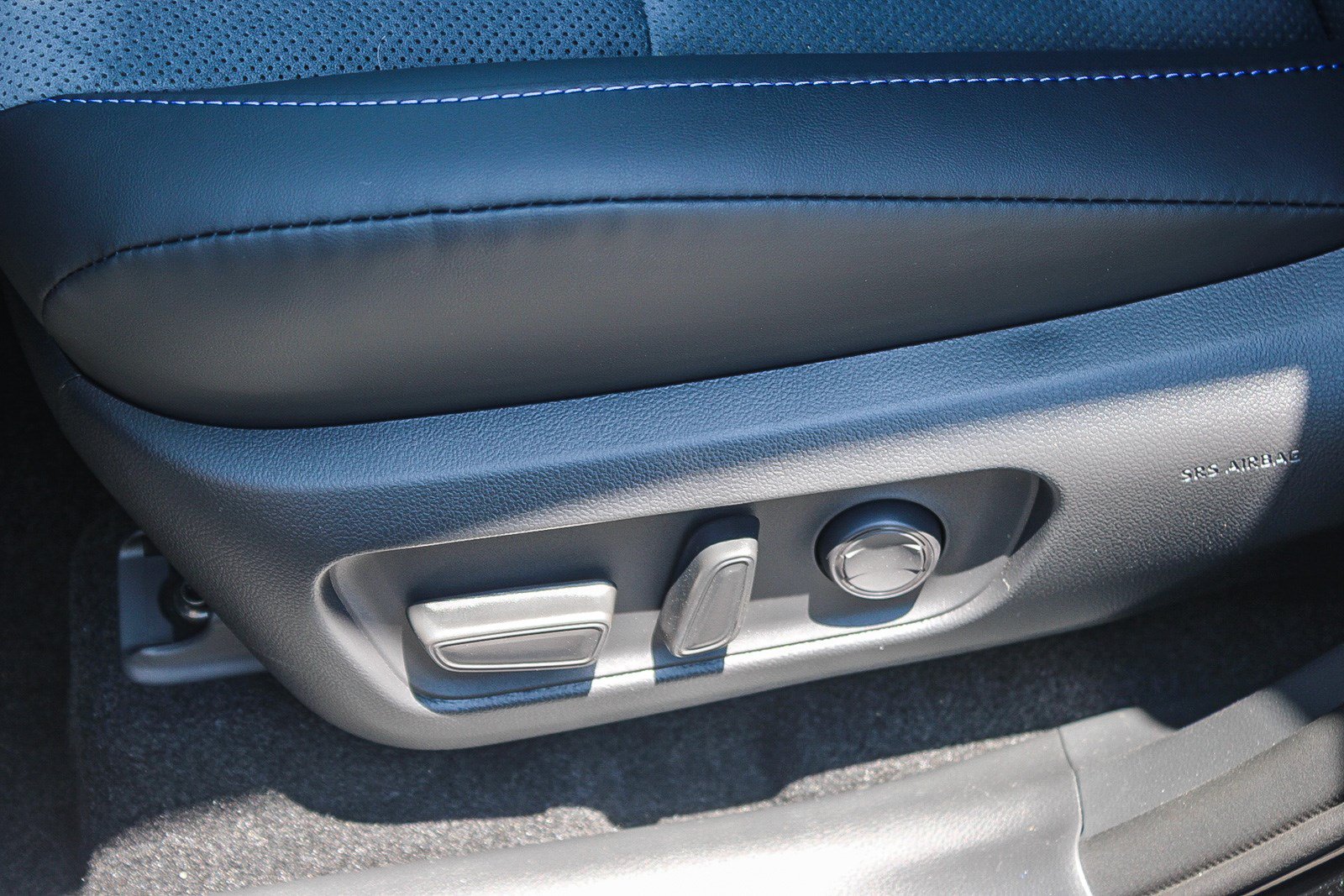 New 2026 Toyota RAV4 XSE AWD/4WD image 24