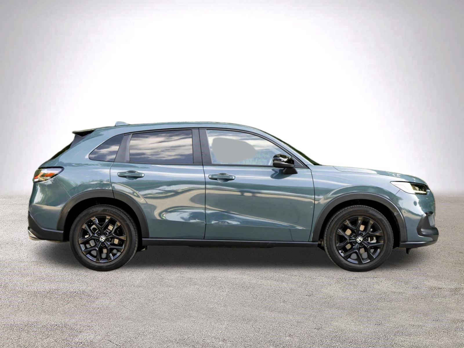 Used 2023 Honda HR-V Sport image 10