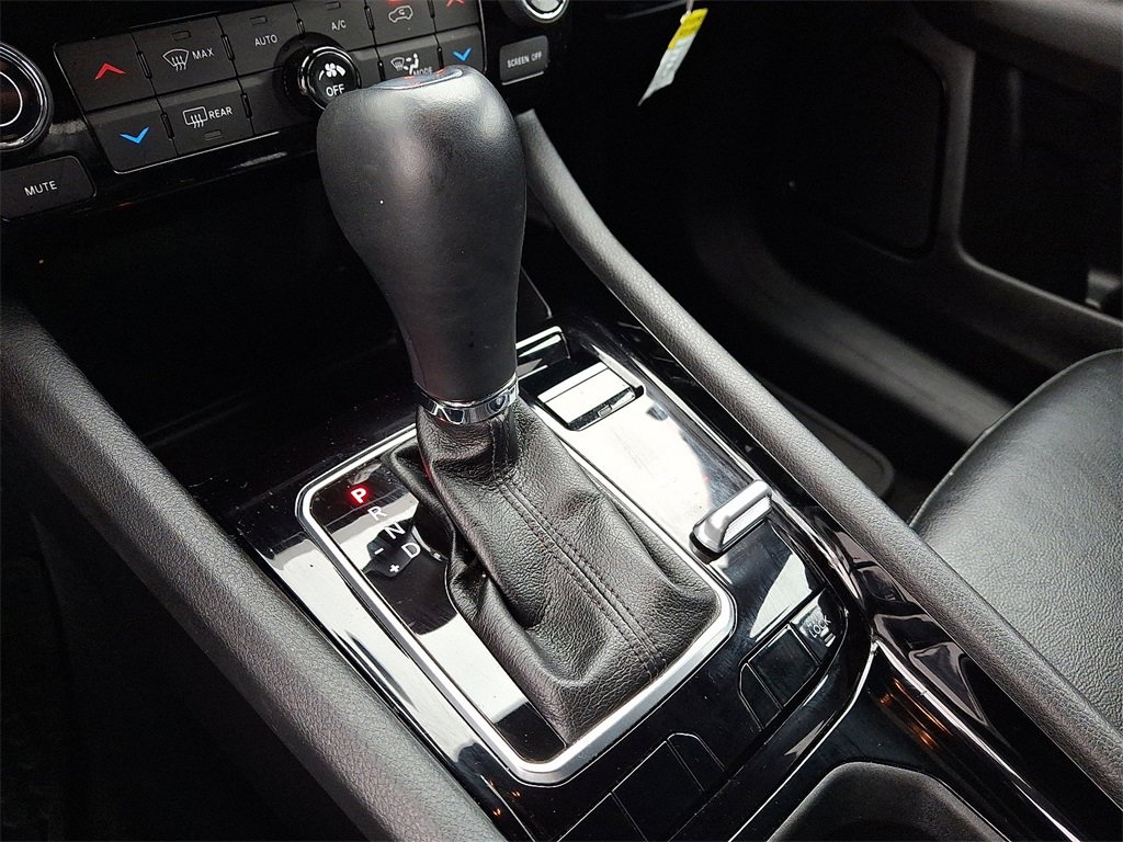 Used 2023 Jeep Compass Altitude w/ Convenience Group image 15