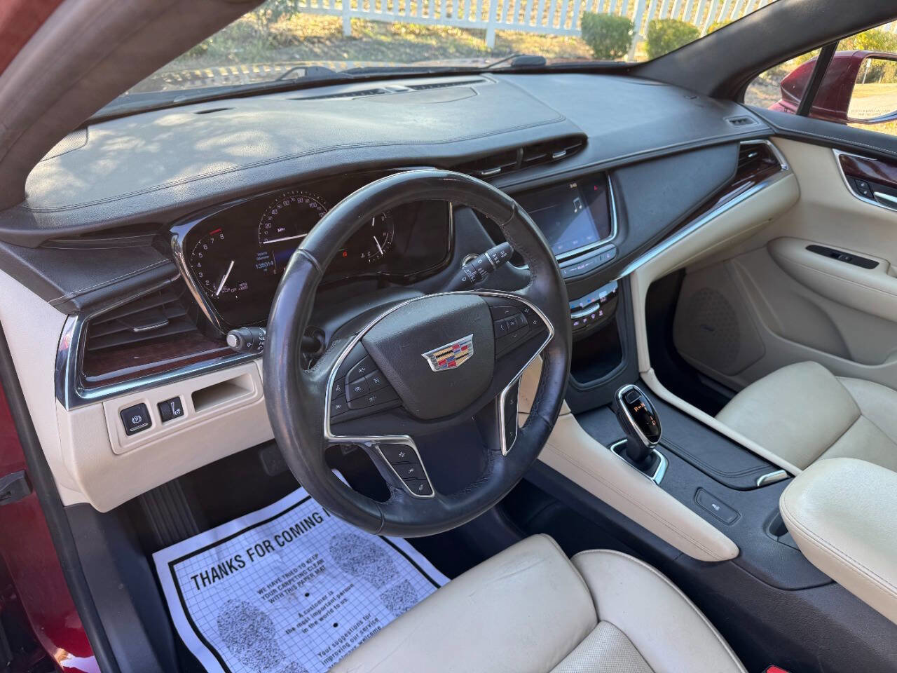 Used 2017 Cadillac XT5 Luxury w/ Driver Awareness Package image 18