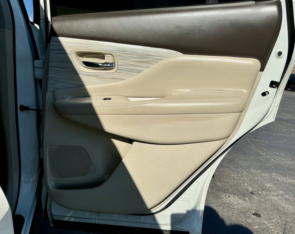 Used 2018 Nissan Murano SL w/ Cargo Package image 26