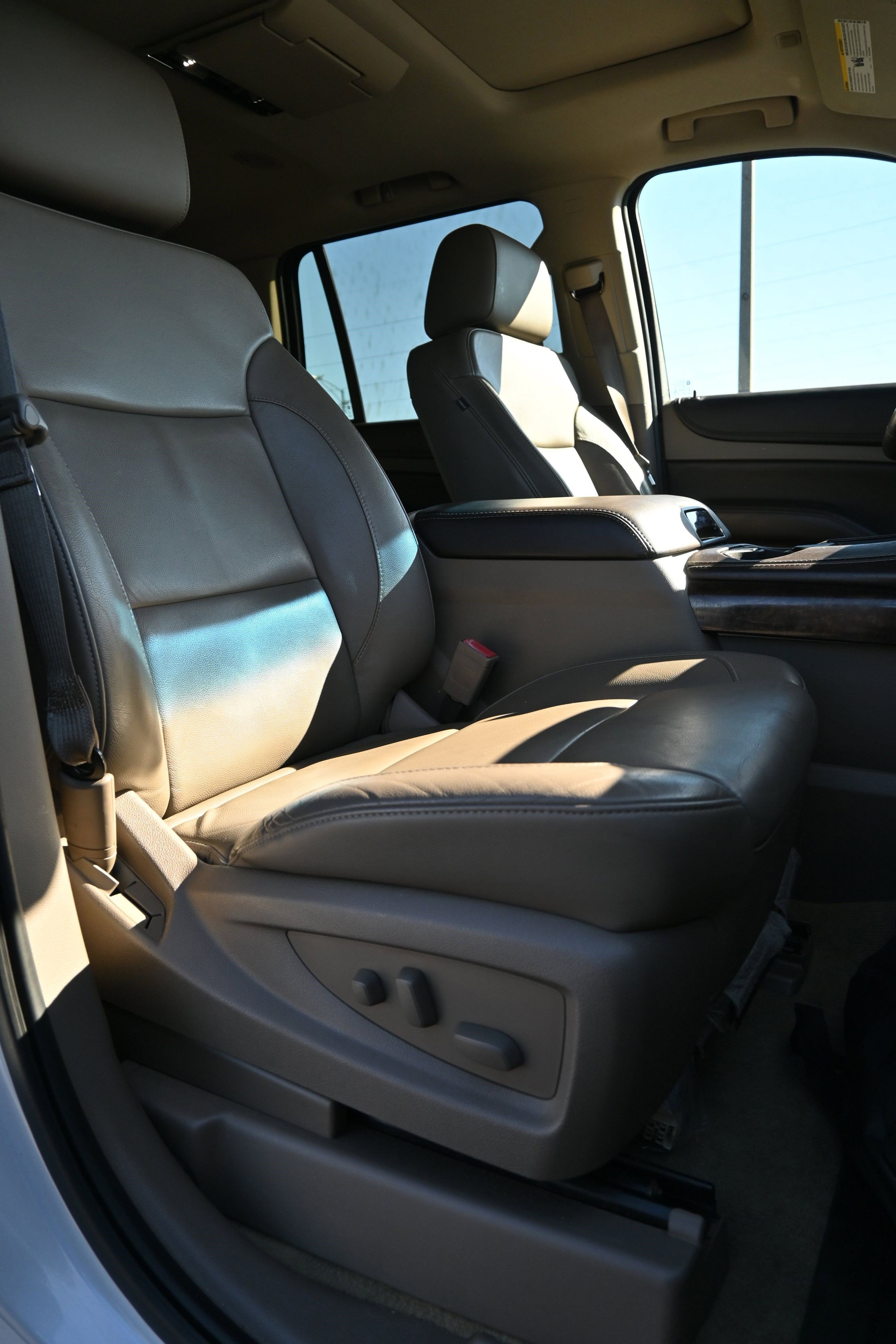 Used 2016 Chevrolet Tahoe LT image 33