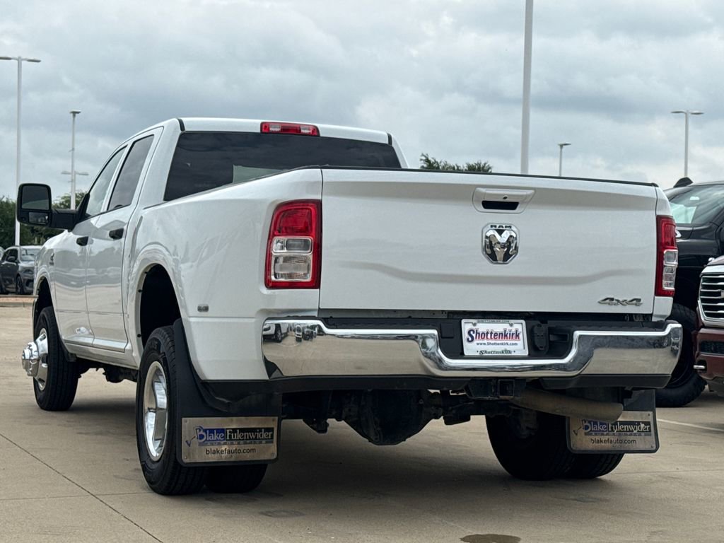 Used 2024 RAM 3500 Tradesman w/ Chrome Appearance Group AWD/4WD image 7