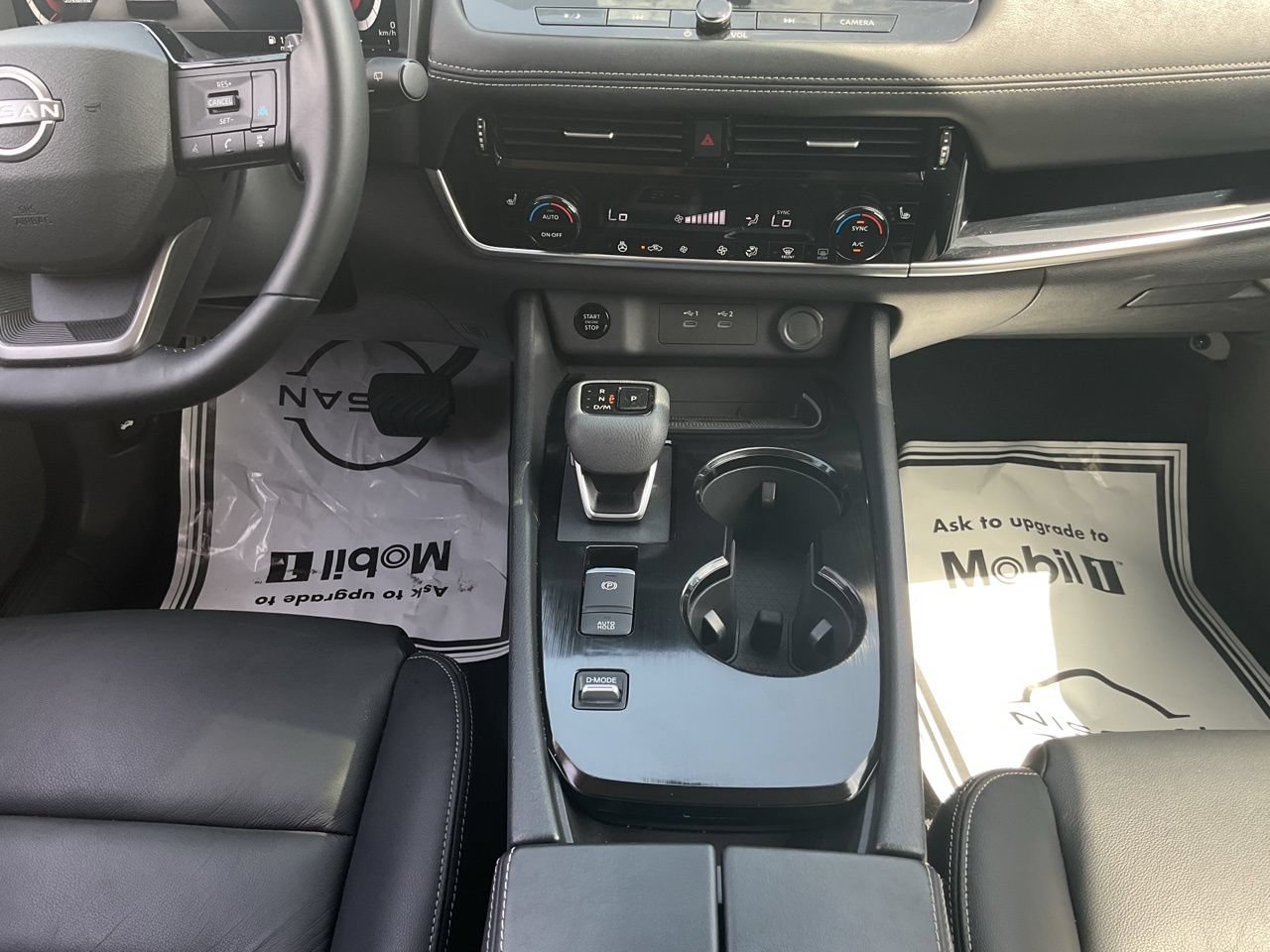 Used 2026 Nissan Rogue SL FWD image 13