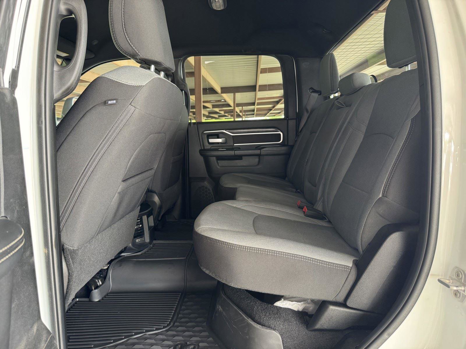 Used 2024 RAM 2500 Big Horn w/ Protection Group image 29