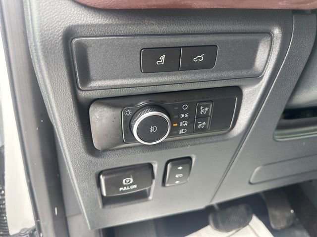 Used 2022 Ford Expedition Max Limited image 12