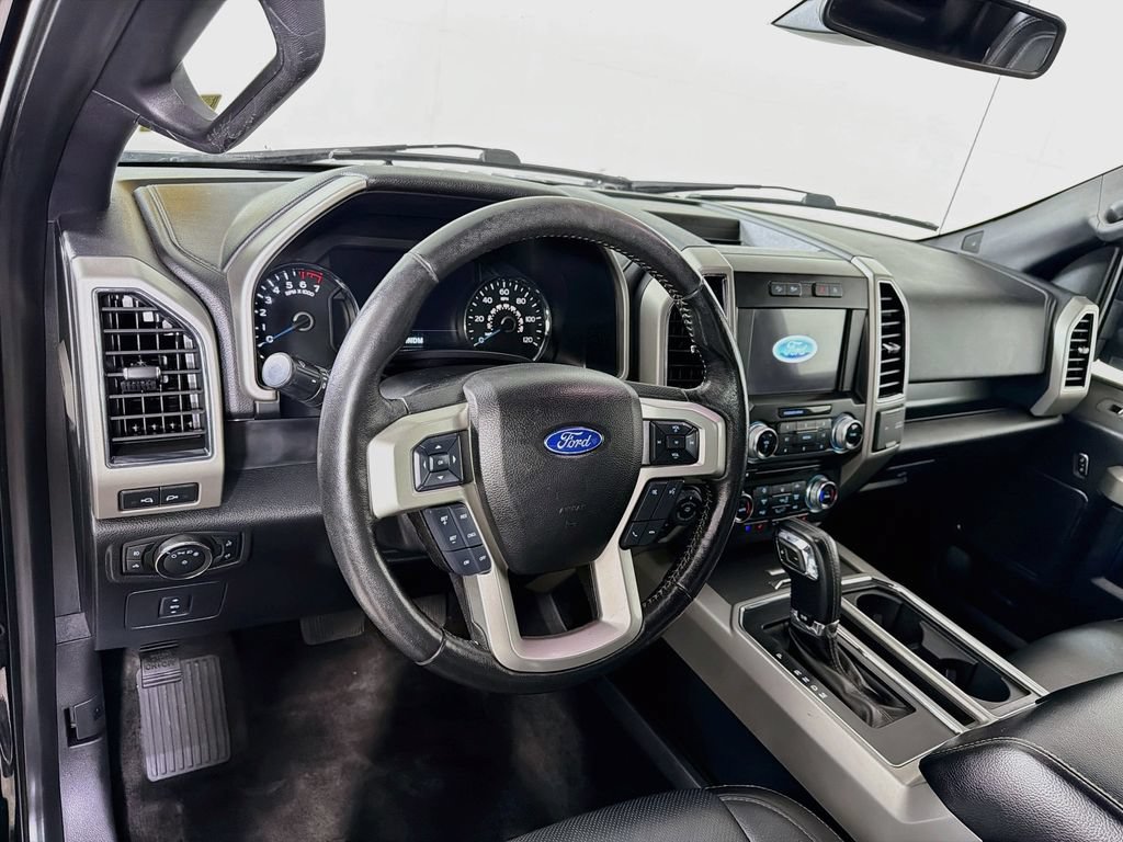 Used 2017 Ford F150 Lariat w/ Equipment Group 502A Luxury AWD/4WD image 10
