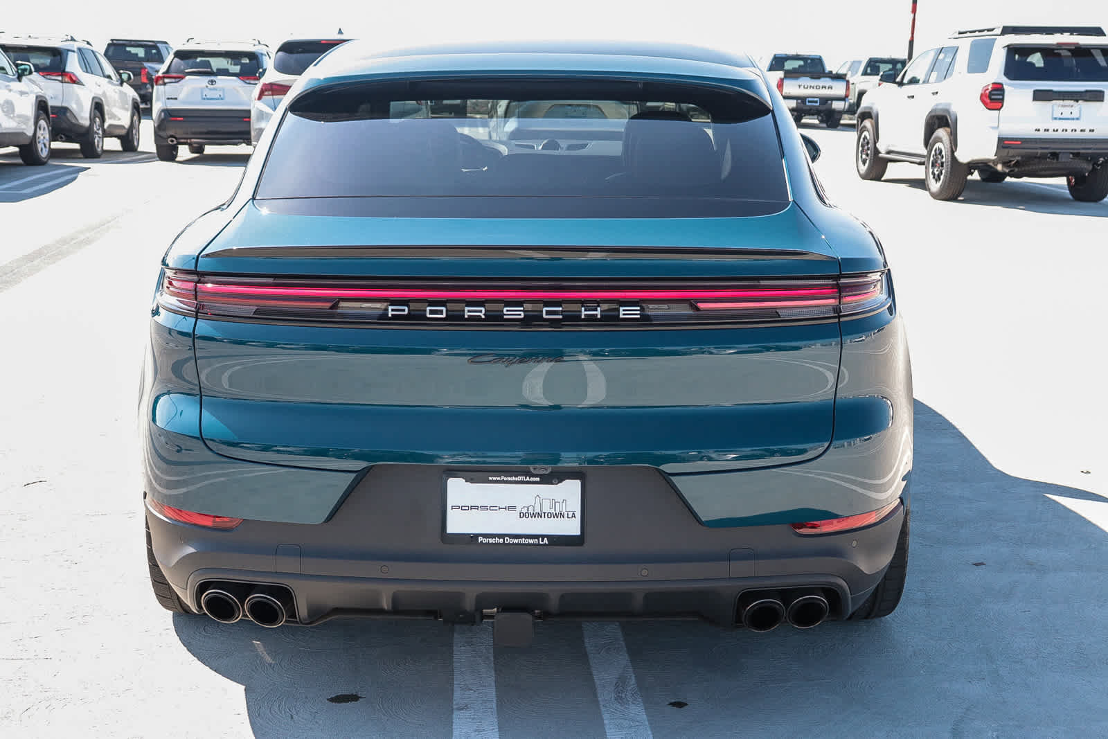 Used 2025 Porsche Cayenne Coupe image 8