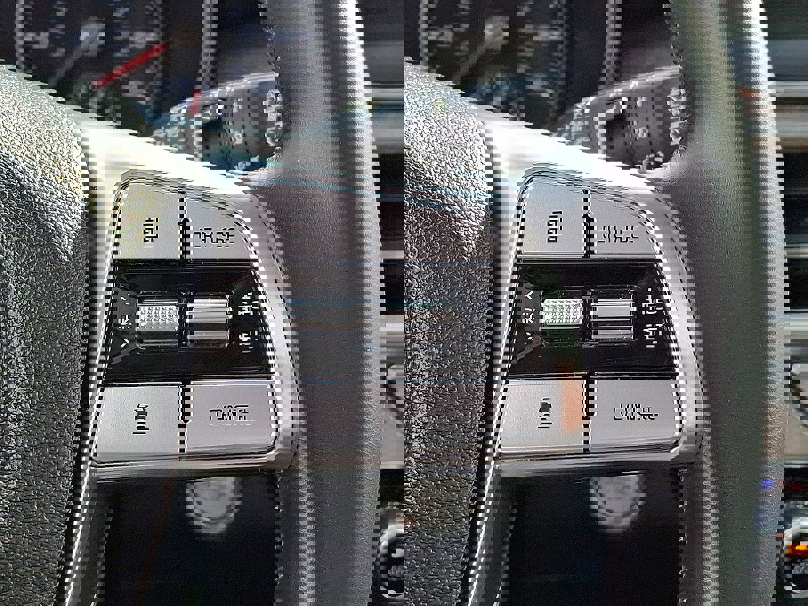 Used 2020 Kia Telluride EX image 23