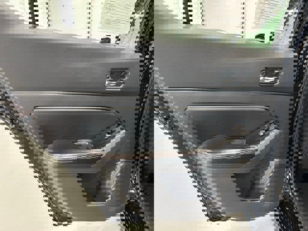 Used 2024 Nissan Altima 2.5 SR image 38