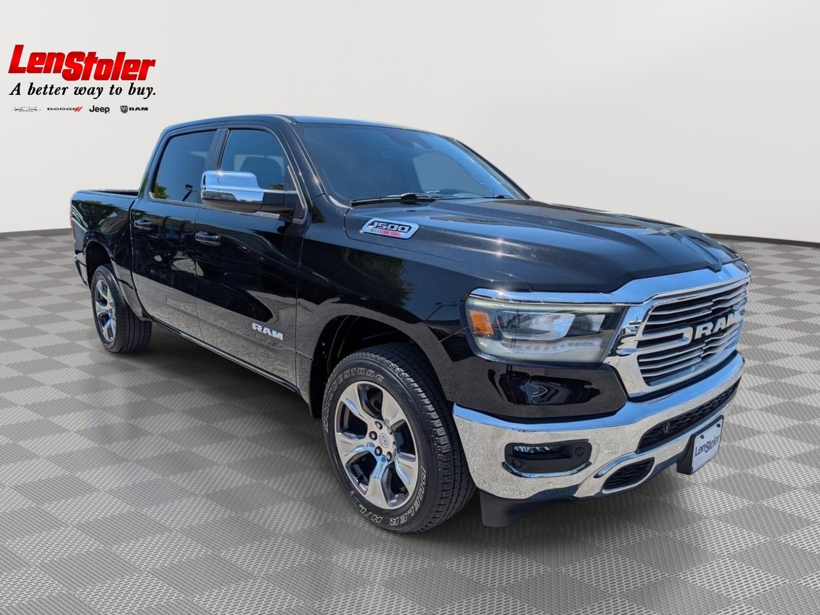 Used 2023 RAM 1500 Laramie AWD/4WD image 7