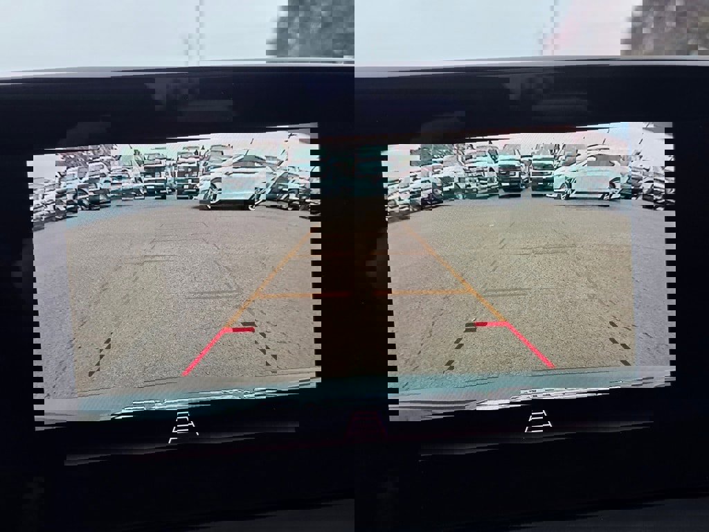 Used 2024 Buick Encore GX Sport Touring image 13