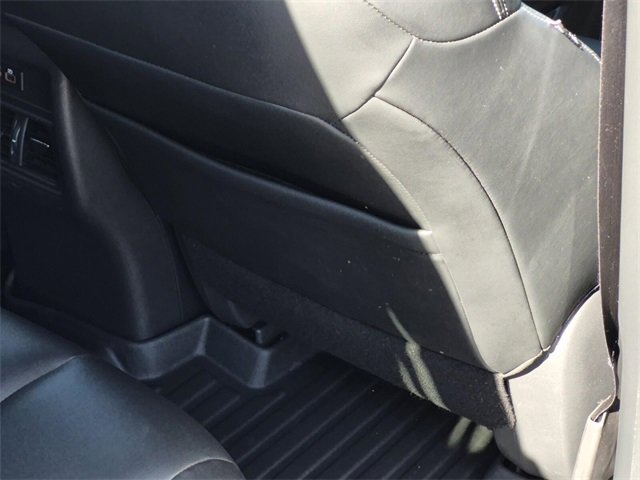 Used 2024 Nissan Murano SV w/ SV Midnight Edition Package image 17