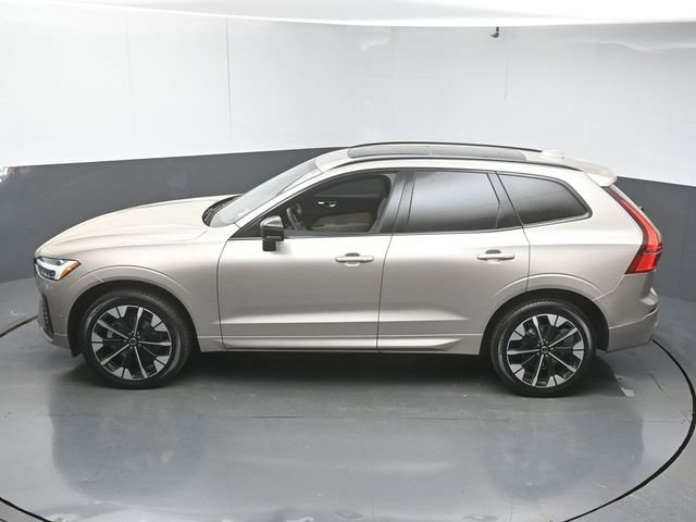 Used 2026 Volvo XC60 B5 Plus w/ Protection Package Premier image 46