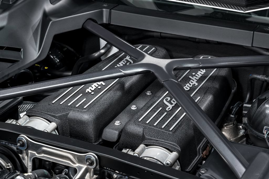 Used 2024 Lamborghini Huracan Tecnica RWD image 56