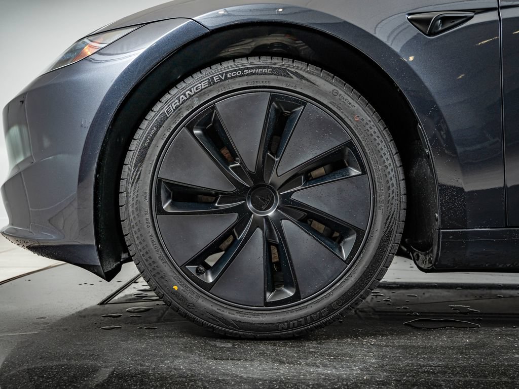 Used 2024 Tesla Model 3 Long Range RWD image 10