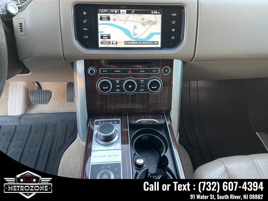 Used 2016 Land Rover Range Rover HSE image 33