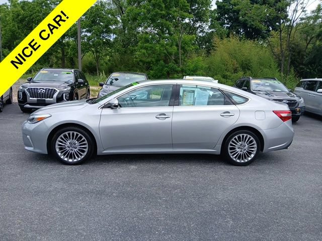 Used 2017 Toyota Avalon Limited w/ Carpet Mat Package FWD image 3