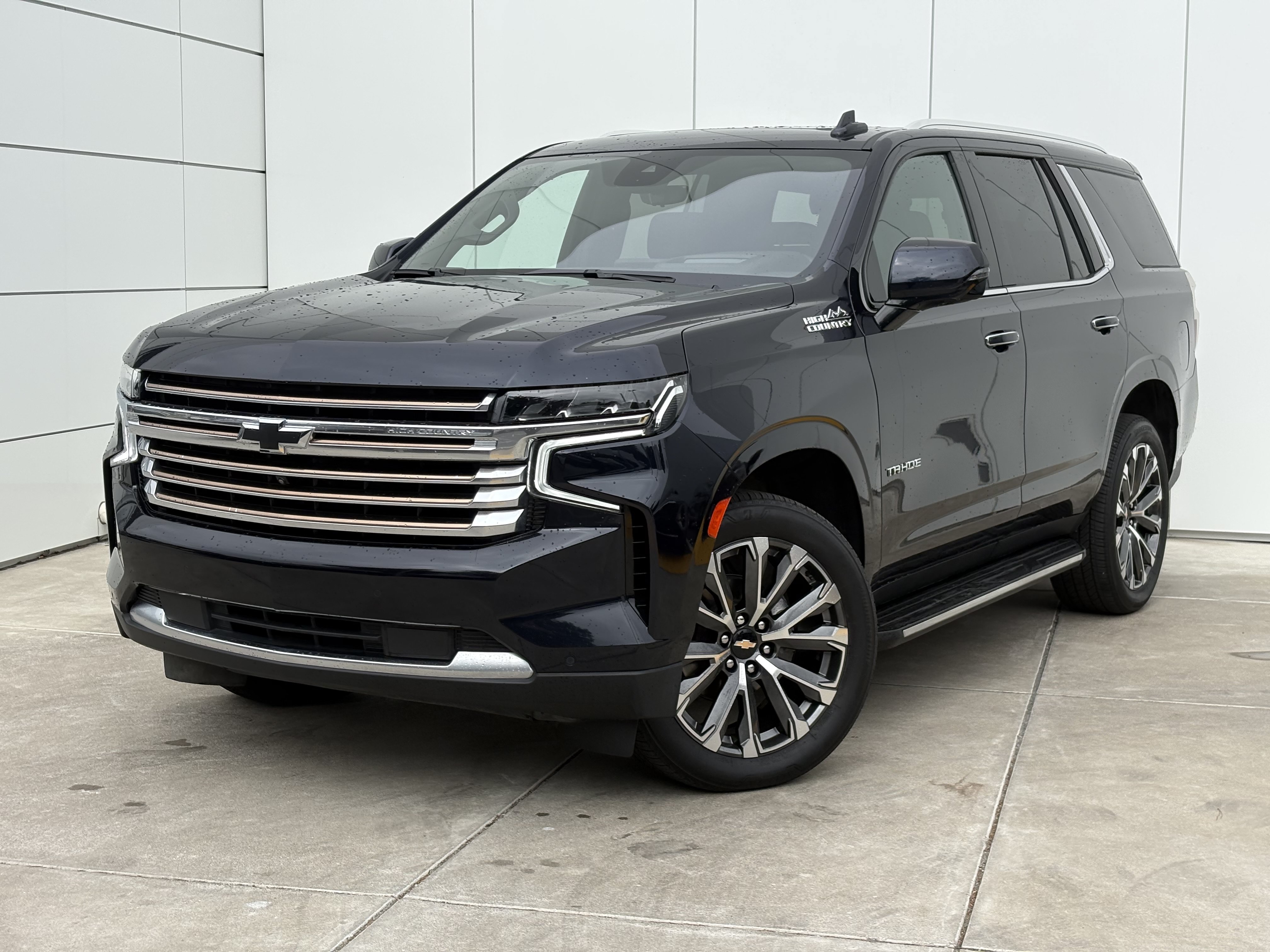 Used 2024 Chevrolet Tahoe High Country w/ Max Trailering Package AWD/4WD image 2