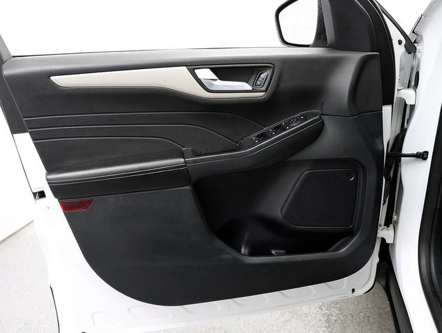 Used 2021 Ford Escape SE image 20