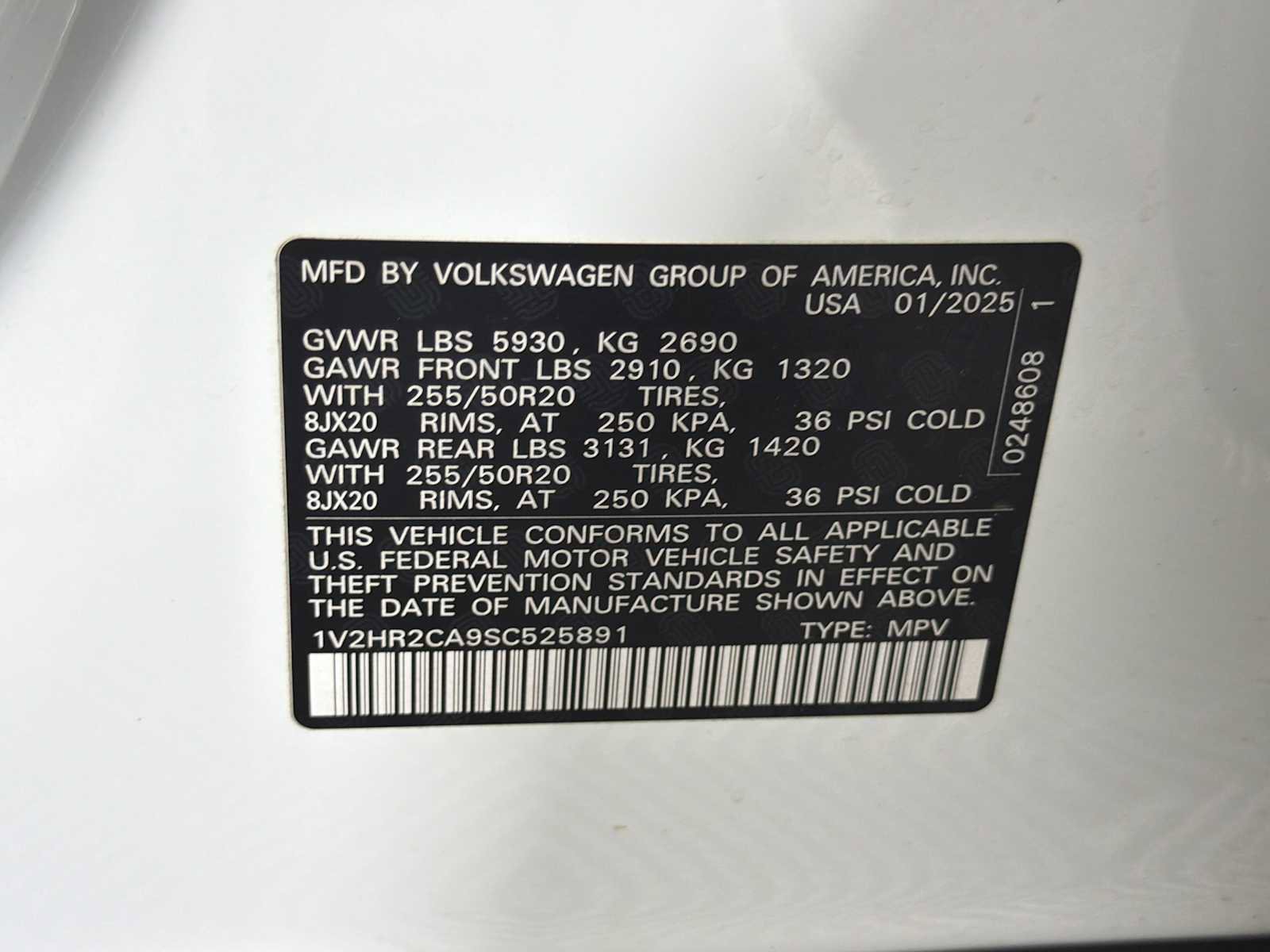 Used 2025 Volkswagen Atlas SE AWD/4WD image 32