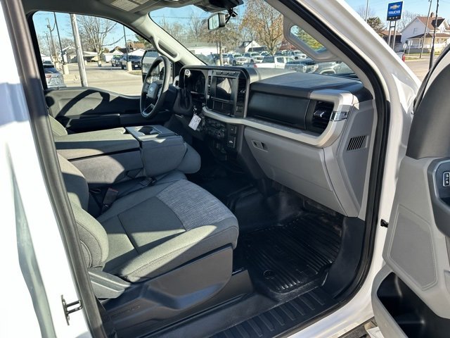 Used 2023 Ford F250 XLT w/ FX4 Off-Road Package image 16