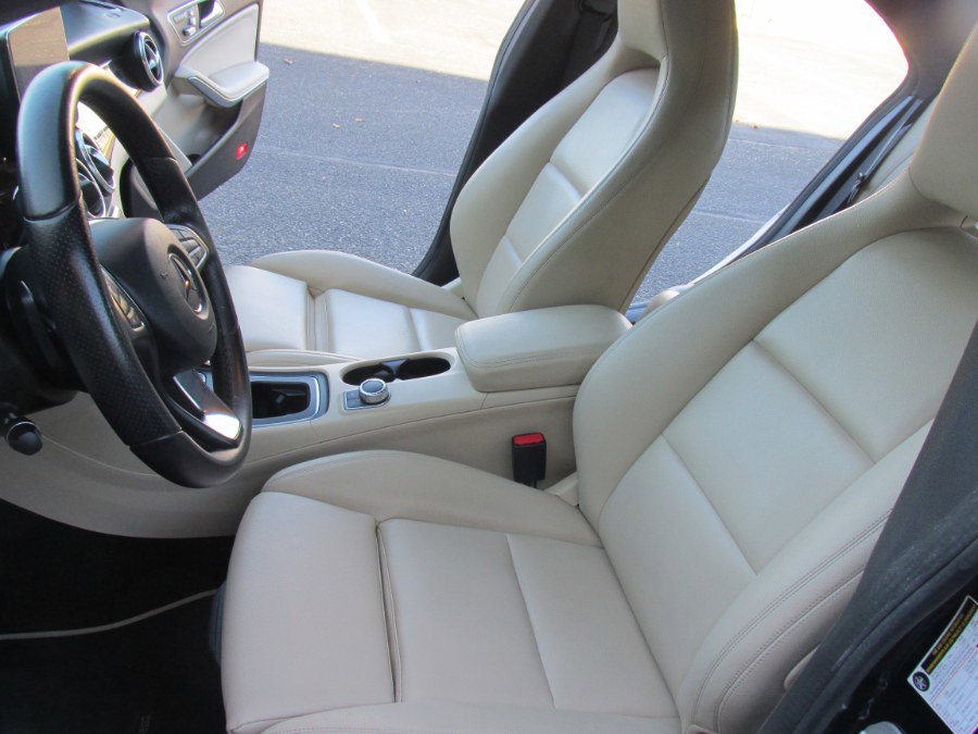Used 2017 Mercedes-Benz CLA 250 4MATIC image 5