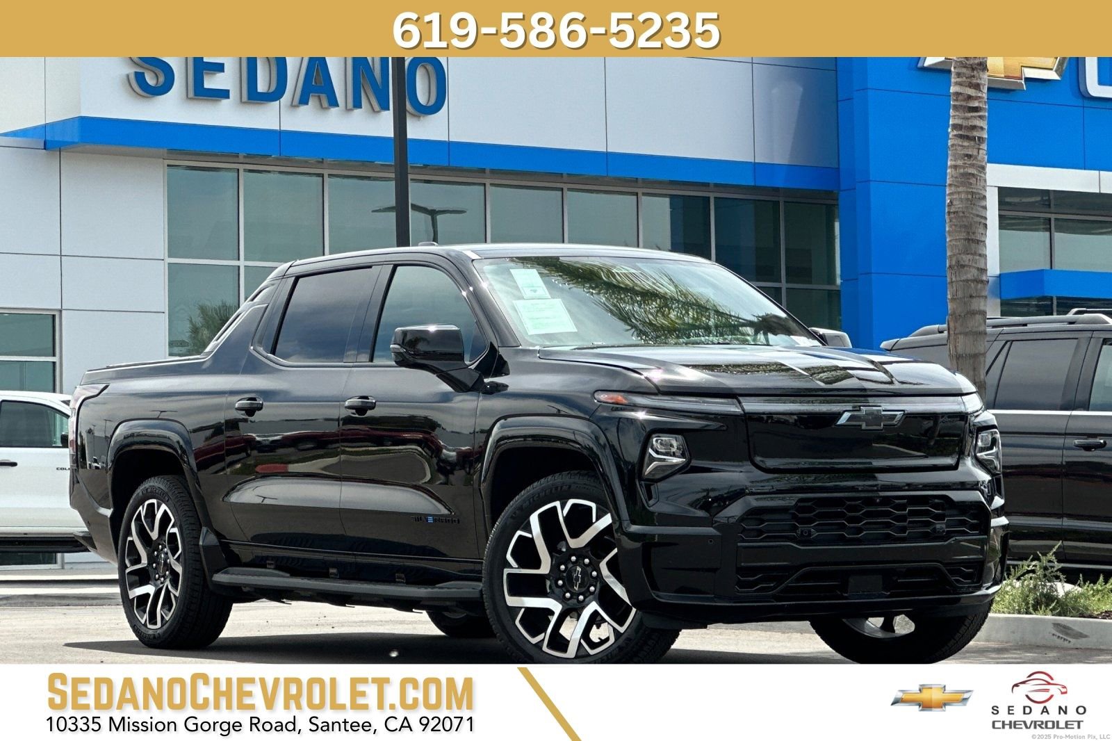 Used 2024 Chevrolet Silverado EV RST AWD/4WD image 1