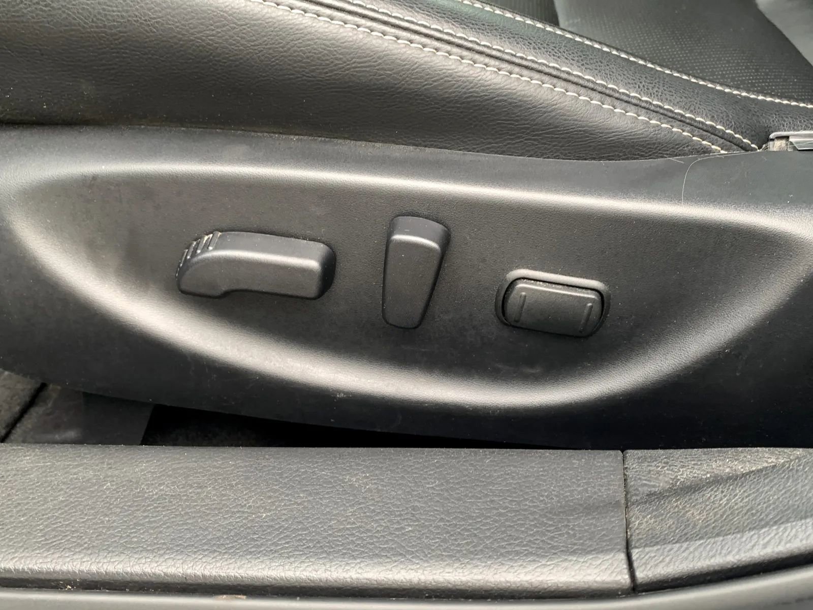 Used 2020 Nissan Maxima 3.5 SV w/ Floor Mat Group FWD image 23