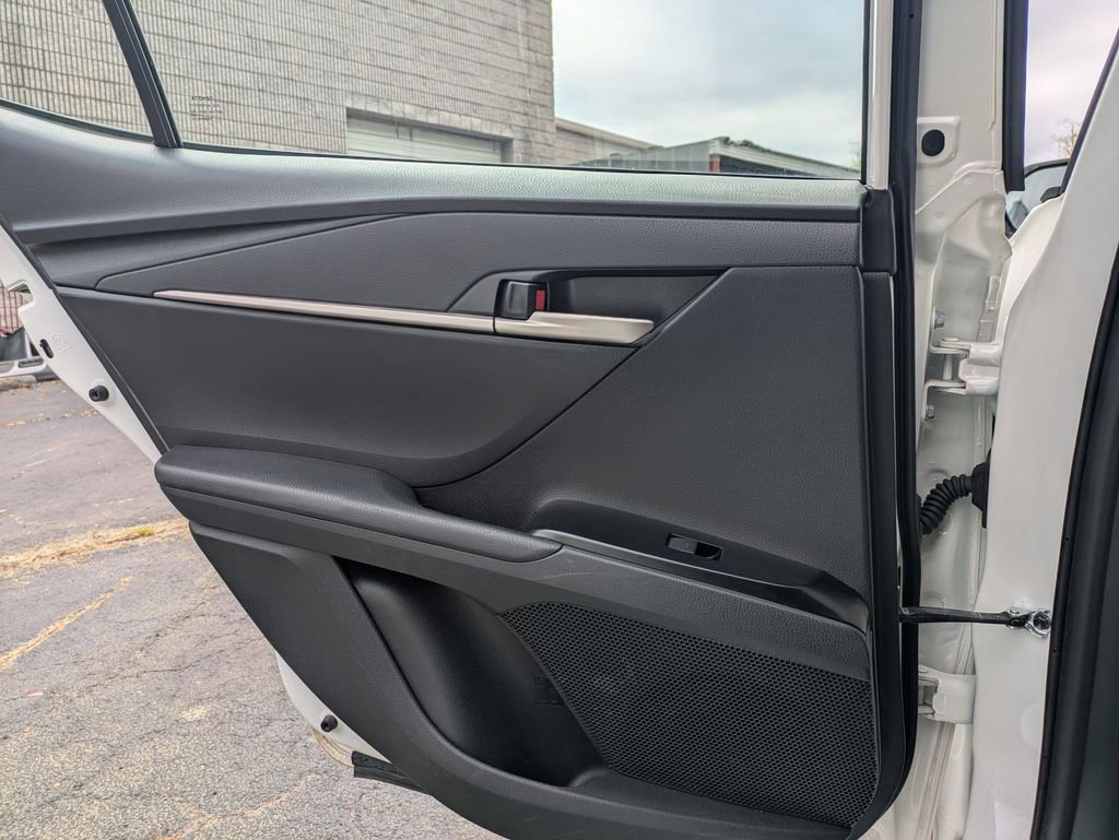 Used 2025 Toyota Camry LE FWD image 27