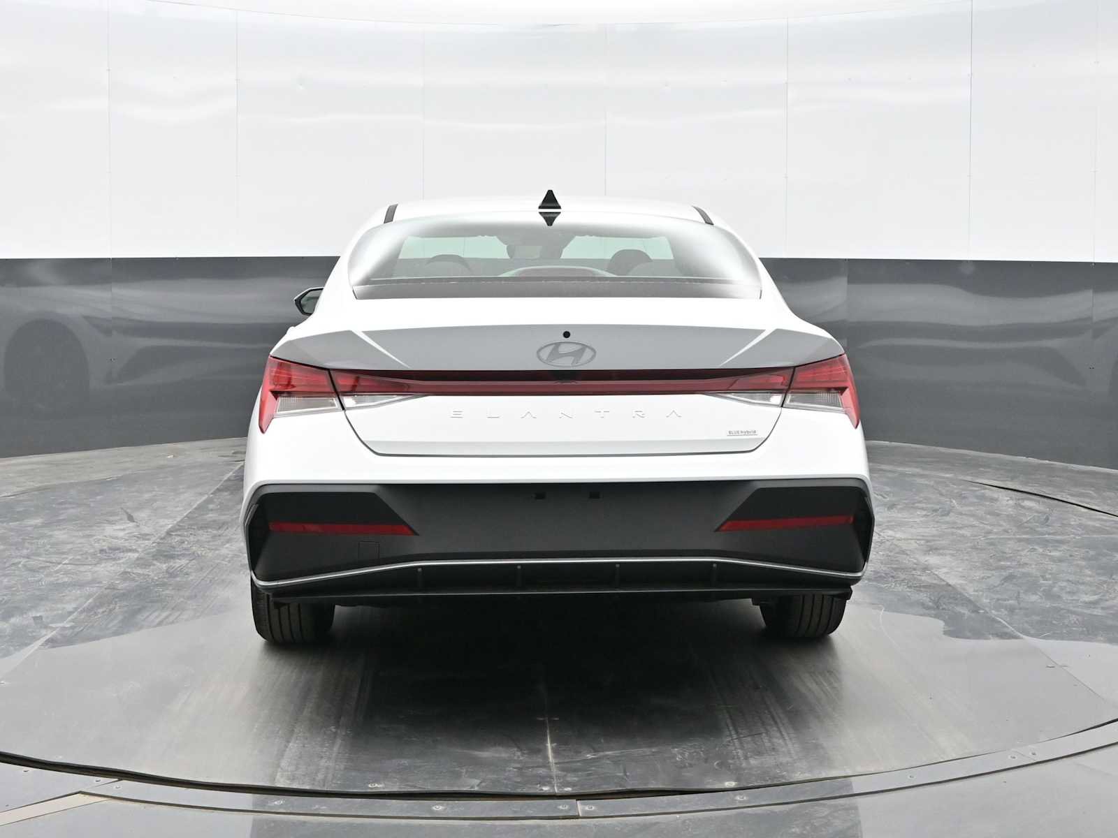 New 2026 Hyundai Elantra Blue image 6