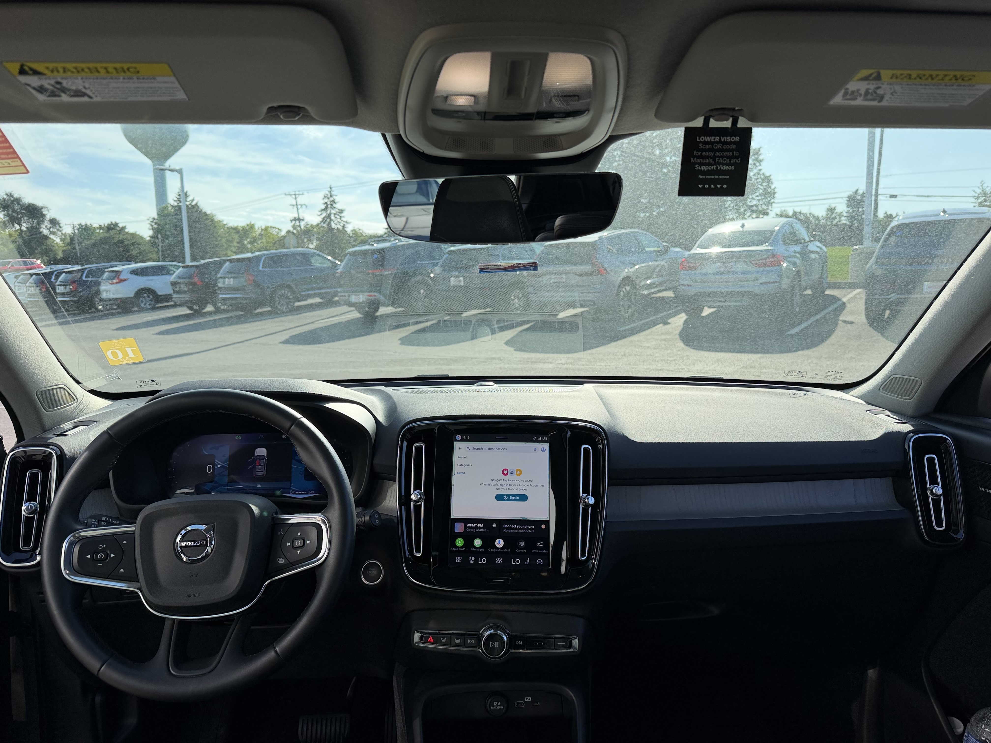 Used 2024 Volvo XC40 B5 Ultimate w/ Protection Package Premier AWD/4WD image 9